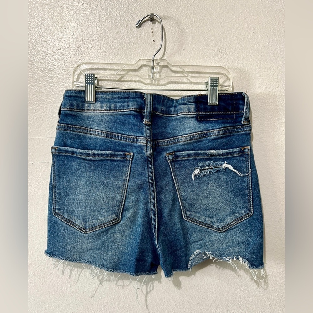 VERVET Raw Hem Cut-Off Denim Shorts - Size 25 - Picture 7 of 11